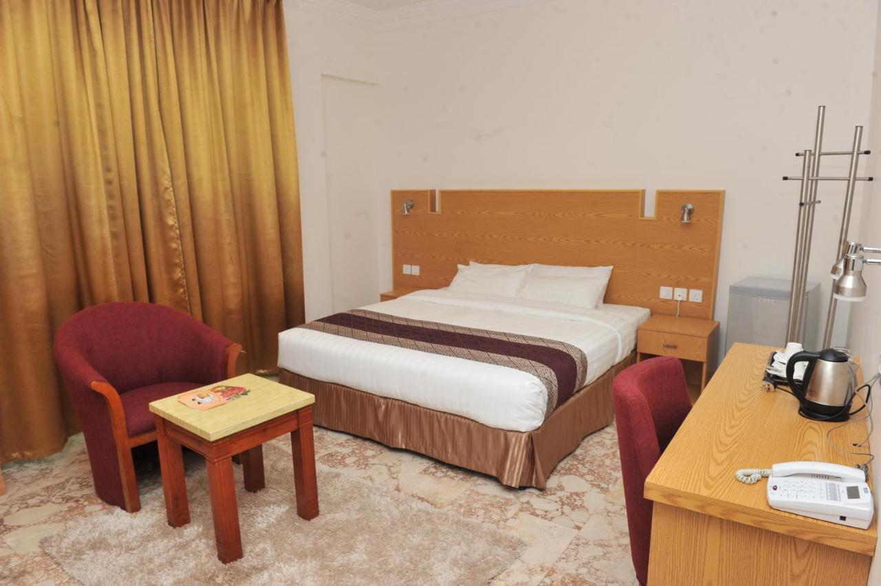 Al Reef Hotel มัสกัต ภายนอก รูปภาพ
