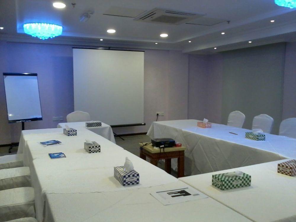 Al Reef Hotel มัสกัต ภายนอก รูปภาพ